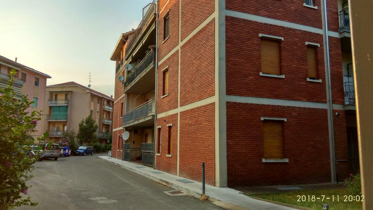 Bixio Lägenhet Pavia Exteriör bild